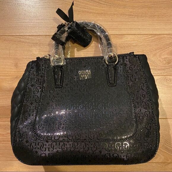 Black guess purse / handbag - Picture 2 of 14